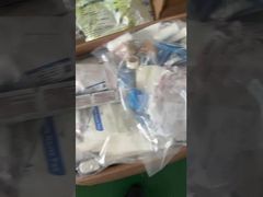 प्रोफिस्पोर्ट प्राथमिक चिकित्सा बॉक्स आंतरिक डिजाइन और भंडारण क्षमता प्रदर्शन